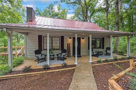 1561 Indian Woods Drive