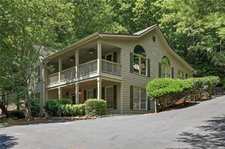 1121 Woodland Trace