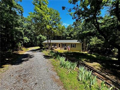 424 Mountain Oak Trail