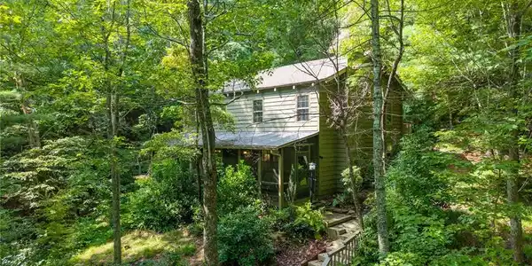 270 Buckskull Hollow Drive