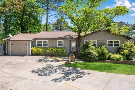 6275 Woodlake Drive