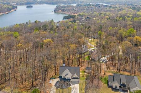 5234 Laurel Lane