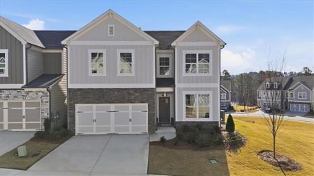 356 Lakeside Court
