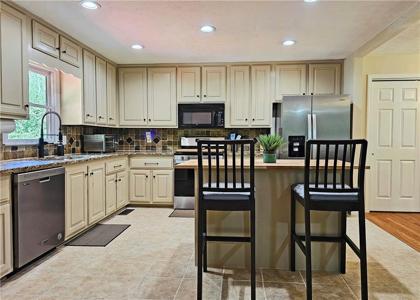6683 Kellogg Drive