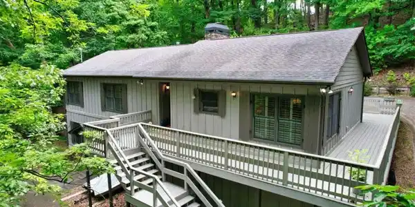 434 Sunset Court