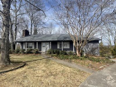 3039 Manor Ridge Drive