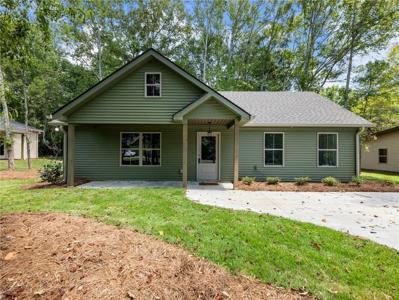 8087 Beachwood Drive