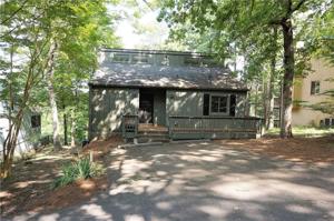 134 Fairway Oaks