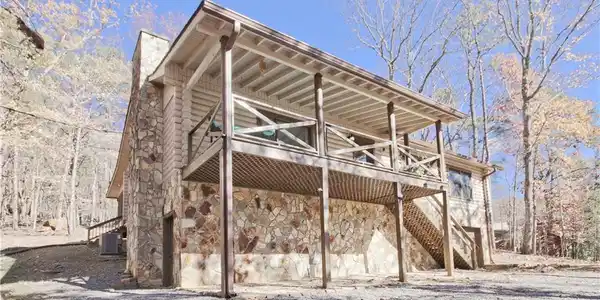 36 Oak Ridge Court