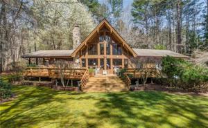 122 N Cypress Court