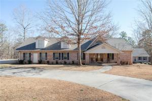 524 Lake Place Drive