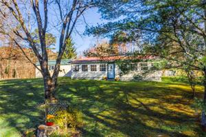 56 Circle Drive