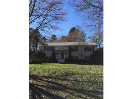 106 Village Court