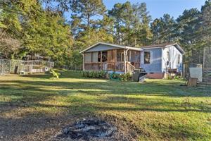 60 Spruce Lane SE