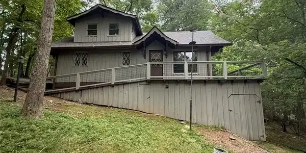 298 Lake View Trace