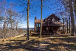 1322 Hunter Drive