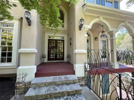 567 CHESTNUT HILL Court