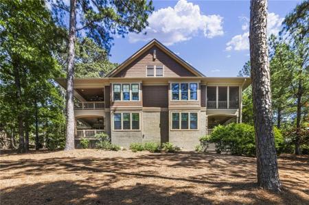 1010 Royal Lane