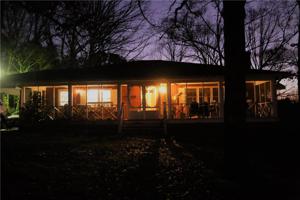 18 Russell Drive SE
