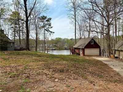 139 E Bearcreek Rd