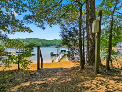 109 Winterhawk Cove