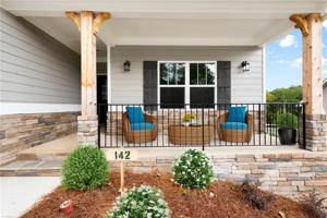 114 Hawks Trail