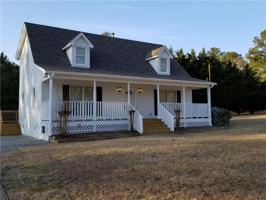 712 Mulberry Circle