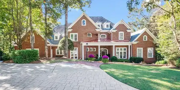 2340 Blackheath Trace