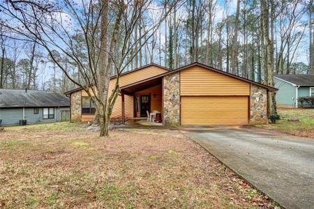 1215 Wade Green Circle NW