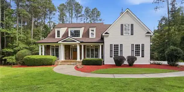 3663 Walden Lane