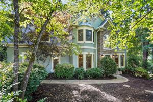 1014 Towne Lake Hills E