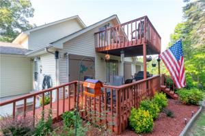 637 Shorewood Circle