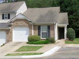 439 Colonial Walk