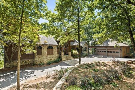 912 Mcelroy Mountain Drive