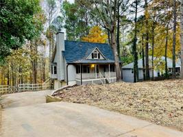 732 Cedar Creek Way