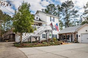 711 Emerald Ridge