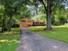 6877 Beechwood Drive