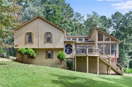 714 Cedar Creek Way