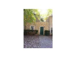 3807 Henry Court