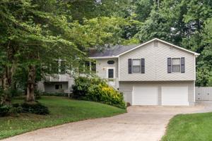 6137 Forest Brook Lane