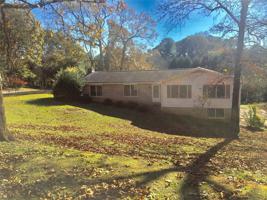 840 CHERRYDALE Lane