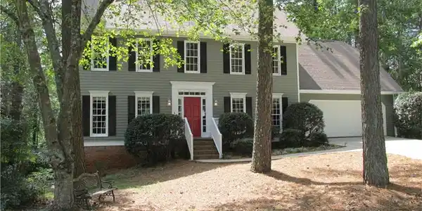 235 Lake Pines Pointe