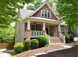 1068 Leah Lane SE