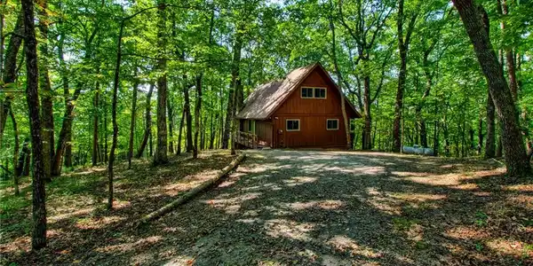 489 Sleepy Hollow Circle