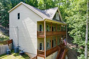 926 LAke Arrowhead Dr
