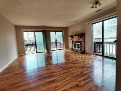 2704 Fairway Oaks