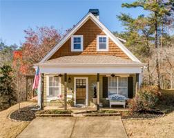 214 Lakeside Drive