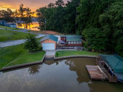 275 Reeves Road