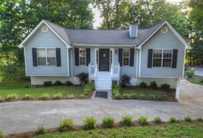 132 Overlook Drive NW