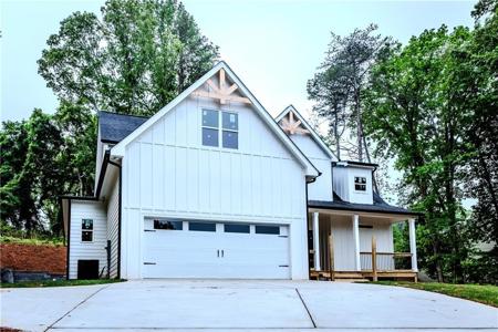 2069 Riverwood Drive